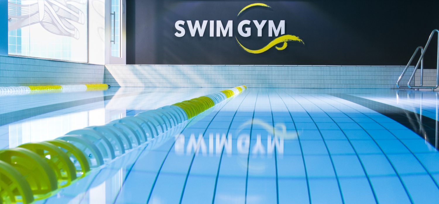 SwimGym is het eerste trainingszwembad waar zwemmers & triathleten onder begeleiding kunnen trainen. Train op elk moment van de dag, zeven dagen per week.